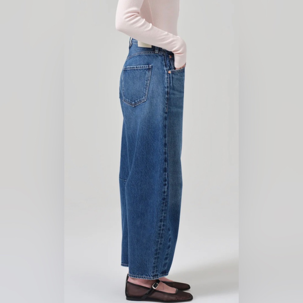 CITIZENS OF HUMANITY *HORSESHOE BARREL JEAN* WASH: CLAREMONT *SIZE 27P $299.